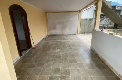 Casa com 3 quartos para alugar na Rua João Gonçalves Pereira, Mantiquira, Duque de Caxias