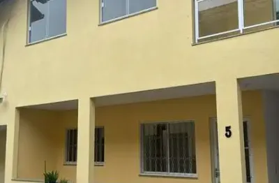 Casa com 3 quartos em primavera, financiada pelo banco