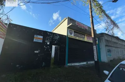 Loja com área total de 420m² em frente a rio magé!!!