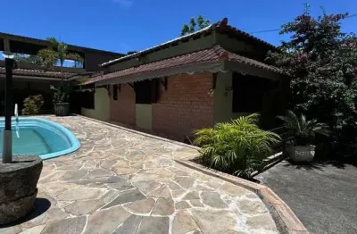 Casa com 4 quartos à venda na Rua Caridade, Taquara, Duque de Caxias