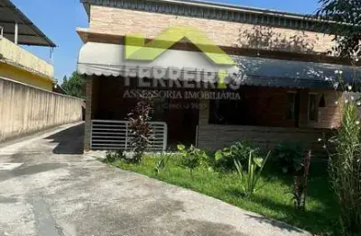 Casa linear independente com quintal frutífero – bairro residencial e tranquilo!