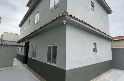 Casa com 2 quartos para alugar na Rua Dois, Jardim Barro Branco, Duque de Caxias