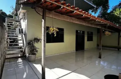 Casa de 3 quartos mais espaço de festa em jardim primavera