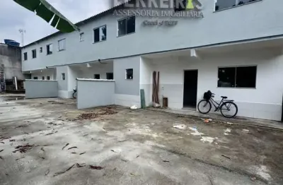Casa com 3 quartos para alugar na Rua Projetada, Vila Santa Cruz, Duque de Caxias