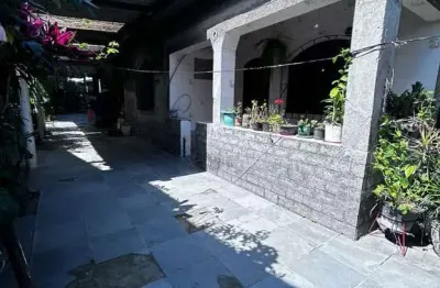 Casa com 3 quartos à venda na Rua Dez, Taquara, Duque de Caxias