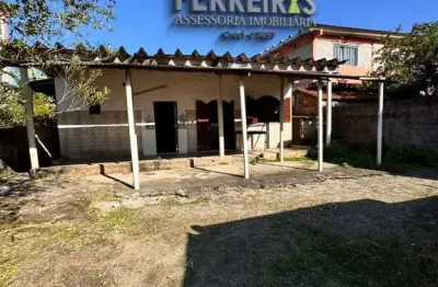 Casa com 2 quartos à venda na Rua Antônio Granjo, Santa Lúcia, Duque de Caxias