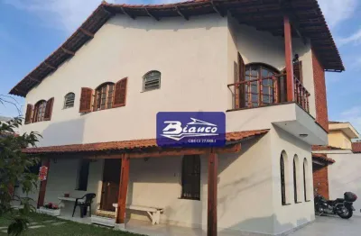 Amplo sobrado - excelente localização - vila galvão - 05 dorms e 8 vagas