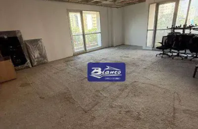 Sala comercial 98m² com vista livre e 2 vagas na garagem.