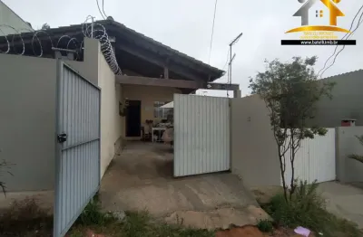 Casa com 2 quartos à venda na Estrada Municipal da Cachoeira, 3710, Cachoeira, Cotia
