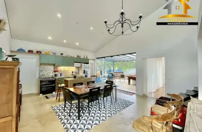 Casa com 3 quartos à venda na Rua Rio Bonito, 300, Granja Viana, Cotia