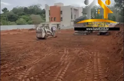 Terreno à venda no condomínio jardim passargada na granja viana - batelli imóveis