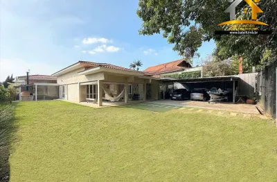 Casa com 3 quartos à venda na Rua Babilônia, 306, Granja Viana, Cotia