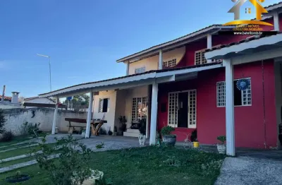 Casa á venda no condomínio Jd. San Ressore em Caucaia do Alto, Cotia - SP | Batelli Imóveis
