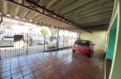 Casa à venda no bairro núcleo habitacional castelo branco - marília/sp
