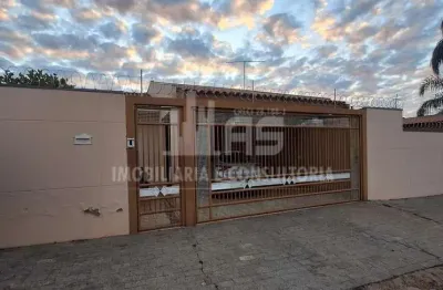 Casa com 3 quartos à venda na rua josé freire sobrinho, residencial vale verde, marília, 223 m2 por r$ 750.000