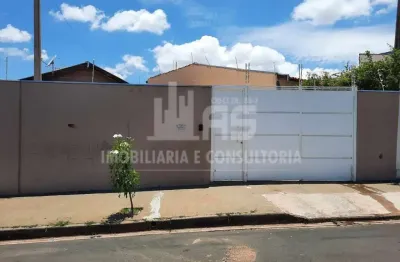 Casa com 2 quartos à venda no Jardim Cavallari, Marília 