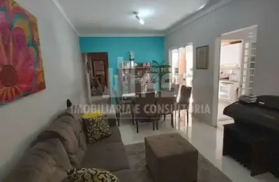 Casa com 3 quartos à venda no Cavalieri, Marília 