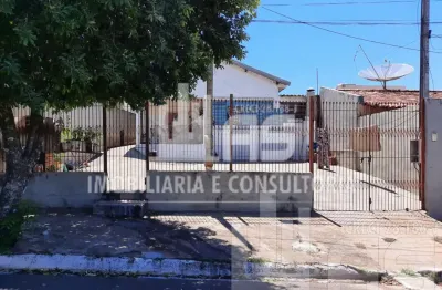 Casa com 2 quartos à venda no Jardim Santa Clara, Marília 