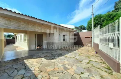 Casa com 3 quartos à venda no Banzato, Marília 