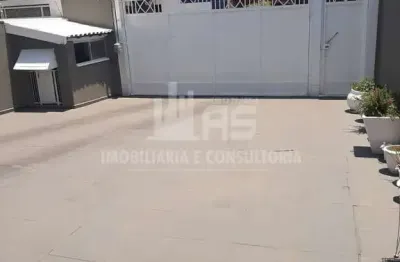 Casa à venda contendo com 3 quartos sendo 1 suíte no somenzari.
