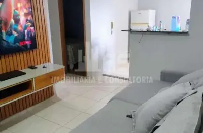 Apartamento na zona oeste de marilia com 2 quartos e banheiro.