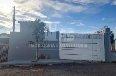 Casa à venda no bairro núcleo habitacional maria angélica matos - marília/sp, sul