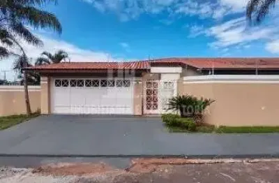 Casa à venda no bairro jardim acapulco - marília/sp