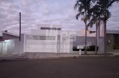 Casa com 4 quartos à venda no Jardim Luciana, Marília 