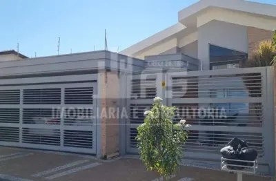 Casa com 3 quartos à venda no Jardim Riviera, Marília 