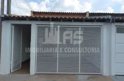 Casa na zona sul de marilia com 3 quartos e 2 banheiros.