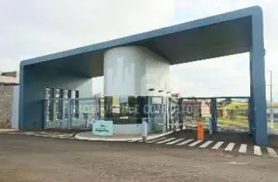 Casa a venda com 4 quartos sendo 2 suítes no condomínio recanto das esmeraldas ii