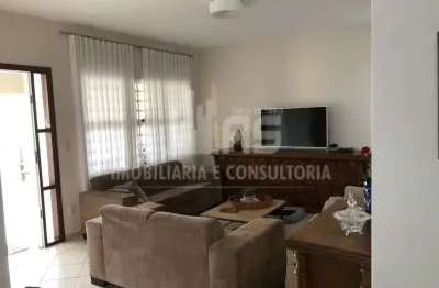 Casa à venda no bairro jardim são geraldo - marília/sp, centro
