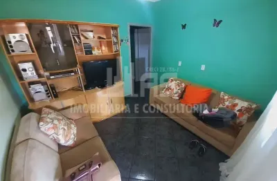 Casa com 2 quartos à venda no Jardim Santa Clara, Marília 