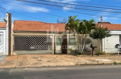 Casa com 3 quartos à venda no Residencial Vale Verde, Marília 