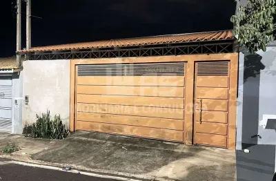 Casa com 2 quartos à venda no Osvaldo Fanceli, Marília 