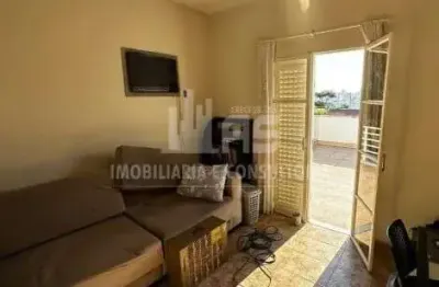Casa à venda contendo 3 quartos sendo 1 suíte no fragata.