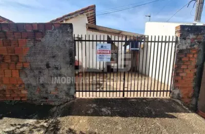 Casa à venda no bairro núcleo habitacional alcides matiuzzi - marília/sp