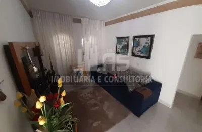 Casa a venda com 3 quartos sendo 1 suíte no bairro palmital