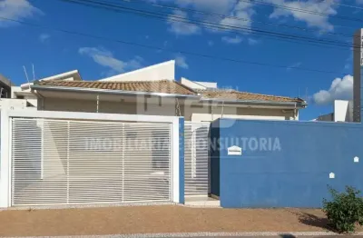 Casa a venda com 3 suítes no parque das esmeraldas ii