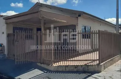 Casa com 3 quartos à venda no Jardim Vista Alegre, Marília 