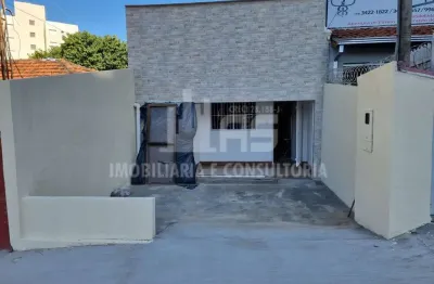 Casa à venda no Centro, Marília 