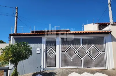 Casa com 3 quartos à venda no Jardim Estoril, Marília 