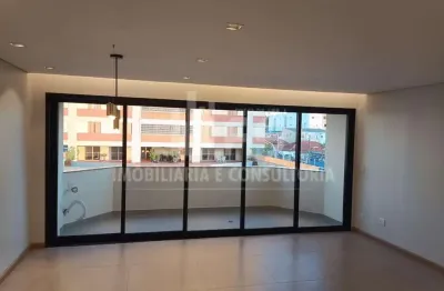Apartamento alto padrão no centro de marilia com 4 quartos e 4 banheiros.