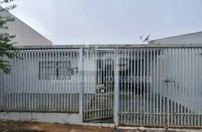 Casa com 2 quartos à venda no Jardim Nacional, Marília 