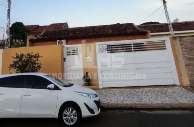 Casa com 3 quartos à venda no Parque São Jorge, Marília 
