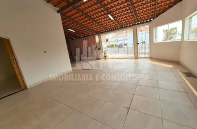 Casa com 3 quartos para alugar no Jardim Virgínia, Marília 