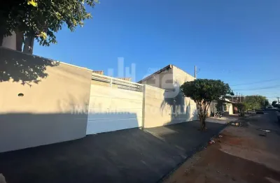 Casa com 2 quartos à venda no Jardim Mondrian, Garça 