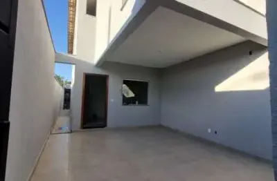 Linda casa em a“tima localizaa‡aƒo no bairro tirandentes em betim