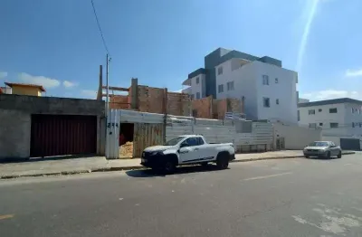 Linda casa geminada duplex com 03 quartsos no bairro espirito santo em betim.