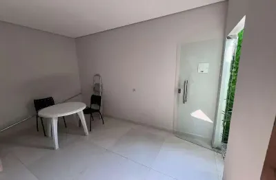 Linda casa em a“tima localizaa‡aƒo do bairro jardim riacho em contagem